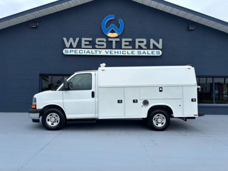 chevrolet express cutaway 2017 1GB0GRFG8H1117145 image chevrolet express cutaway 2017 1GB0GRFG8H1117145 image